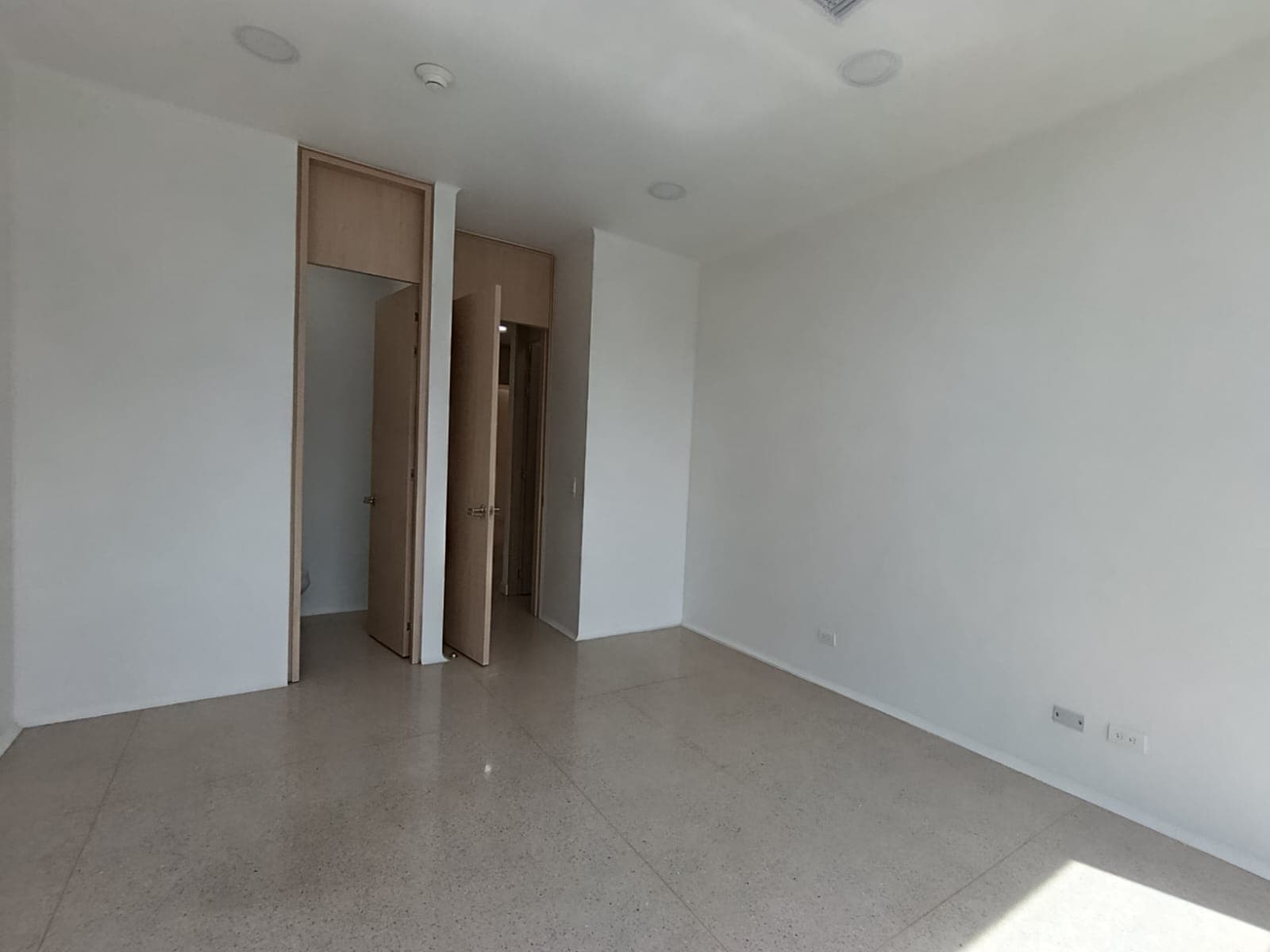 Consultorio en arriendo en Niquia, Bello — foto 5 de 16