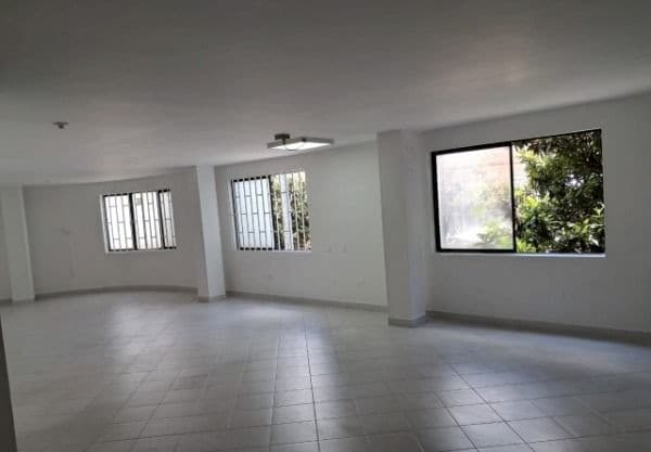 Local en arriendo en Parque De, Envigado — foto 1 de 7