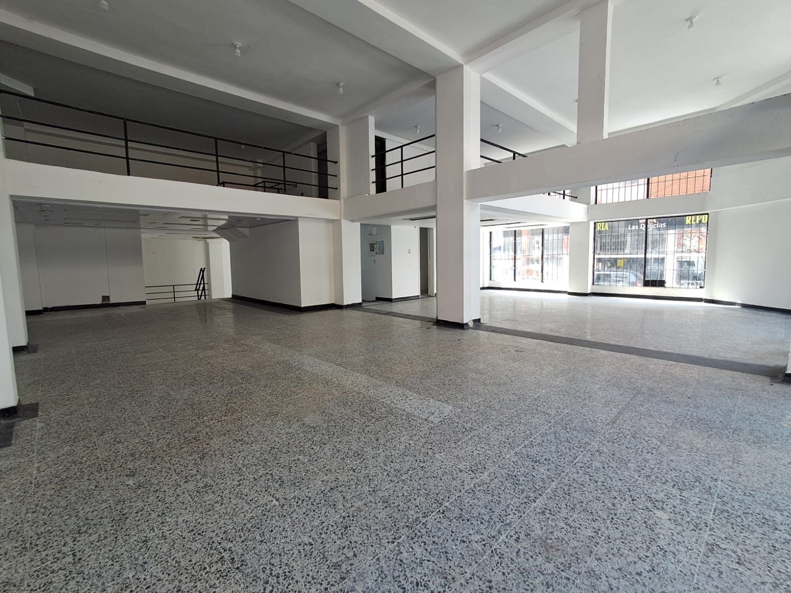 Local en arriendo en Centro, Pereira — foto 3 de 10
