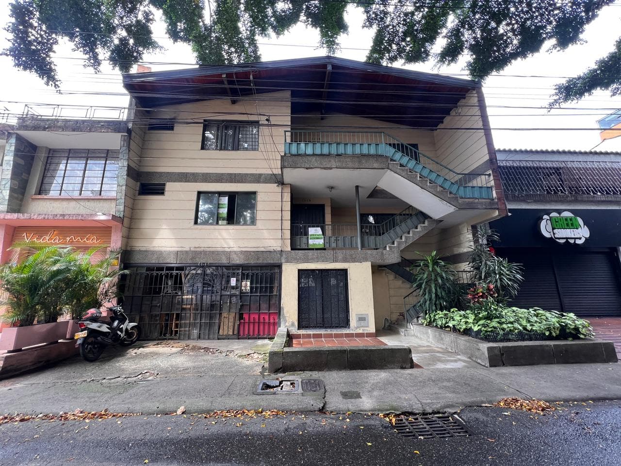 Apartaestudio en arriendo en Laureles, Medellín — foto 1 de 16