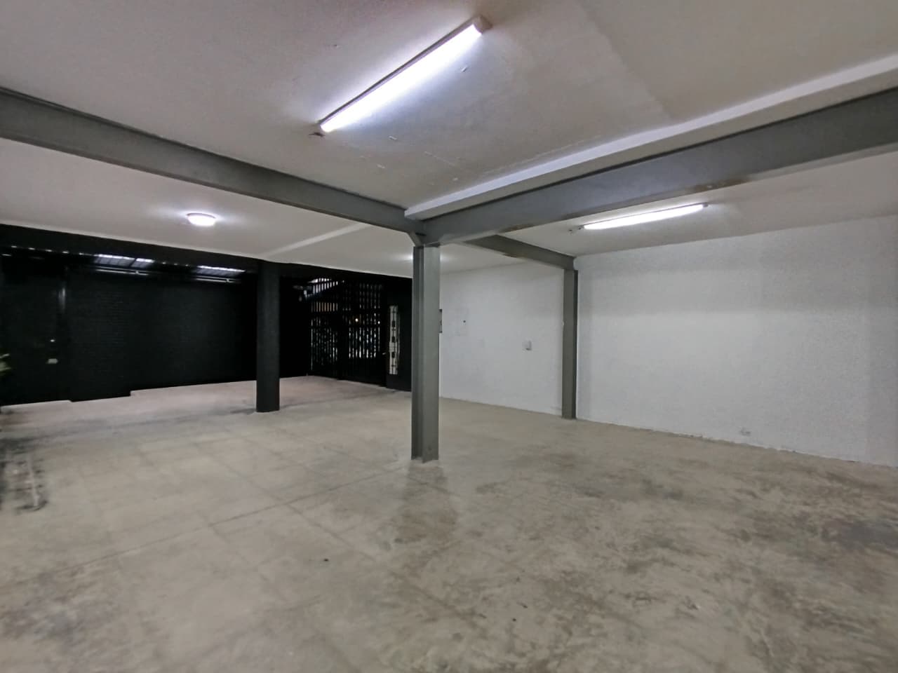 Local en arriendo en Quinta Paredes, Teusaquillo, Bogotá, D.c. — foto 5 de 16