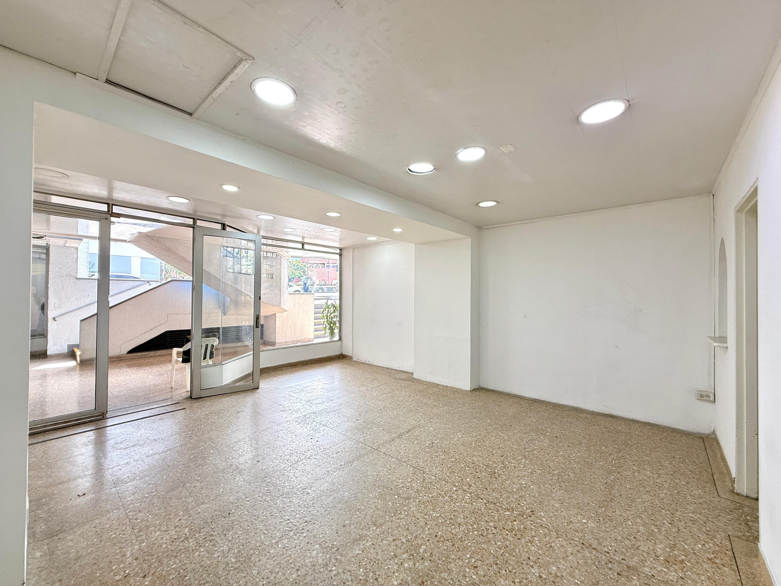 Local en arriendo en Dosquebradas — foto 1 de 10