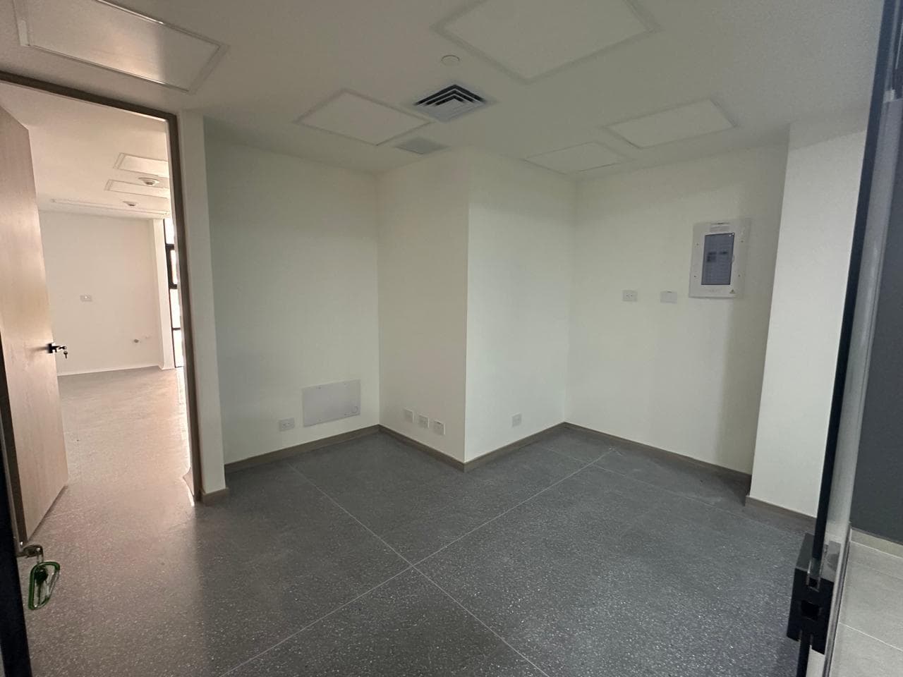 Local en arriendo en San Diego, El Poblado, Medellín — foto 1 de 6