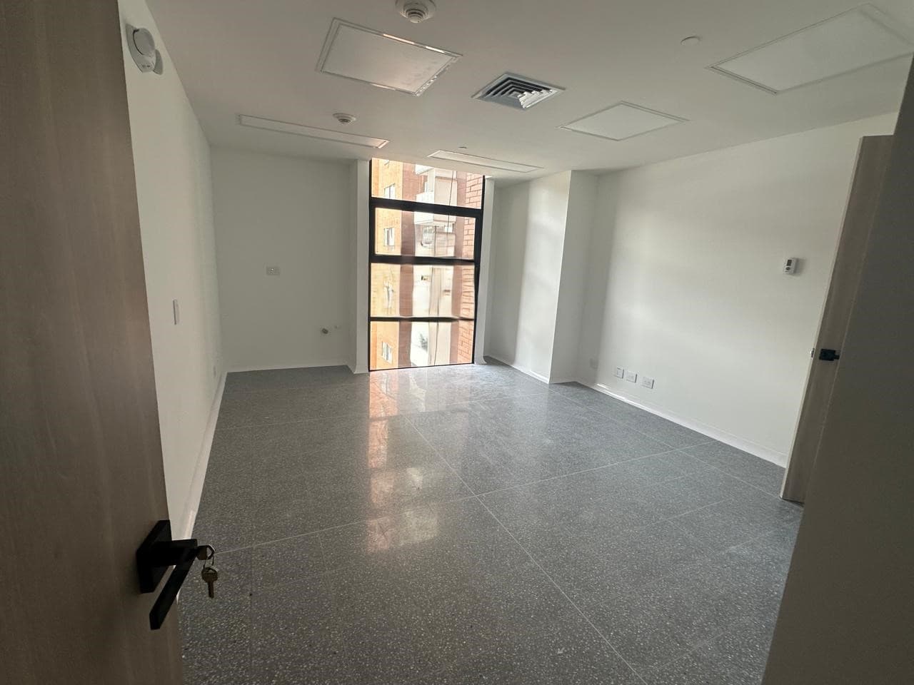 Local en arriendo en San Diego, El Poblado, Medellín — foto 4 de 6