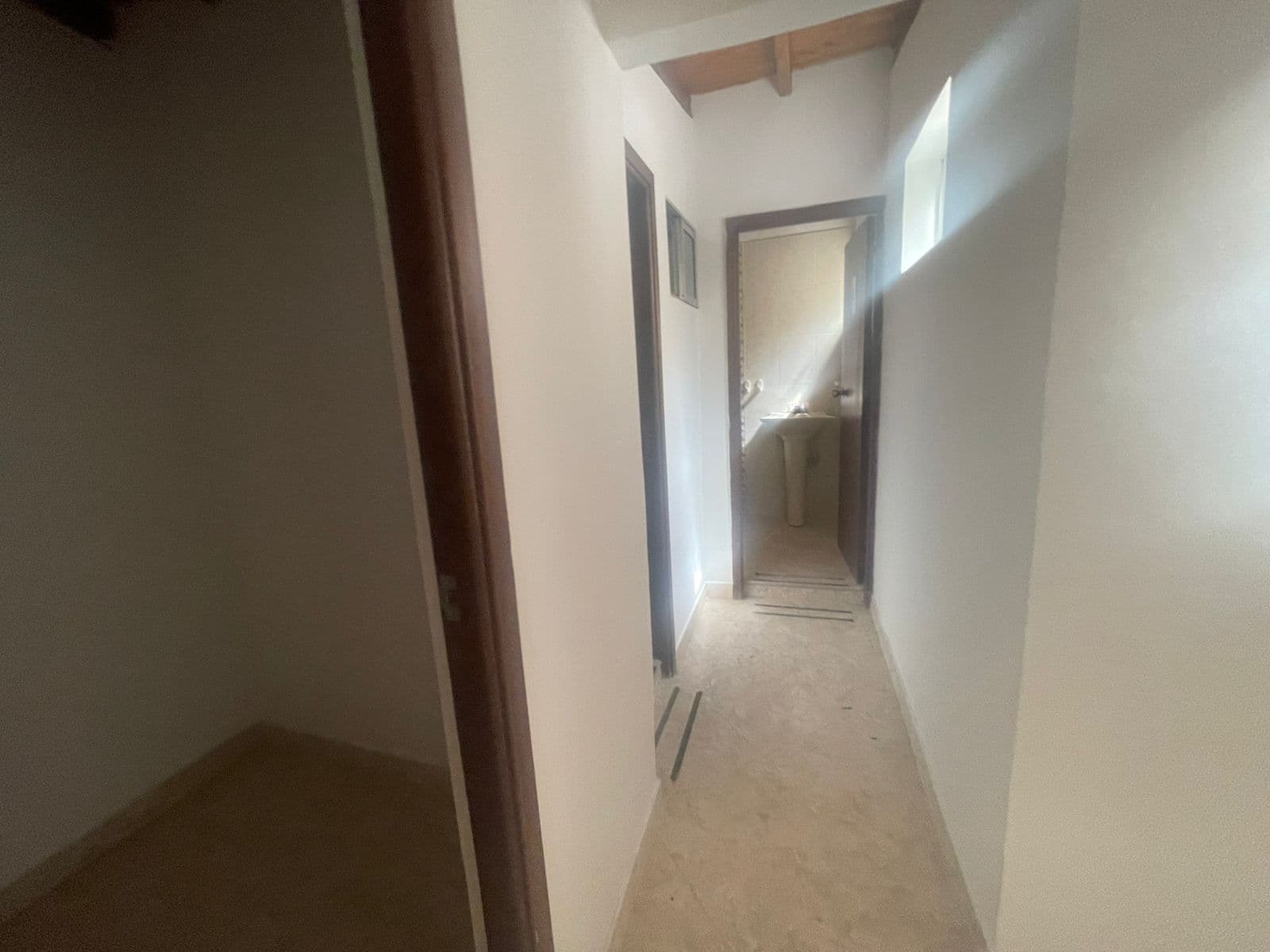 Casa Comercial en arriendo en La Floresta, La America, Medellín — foto 2 de 20