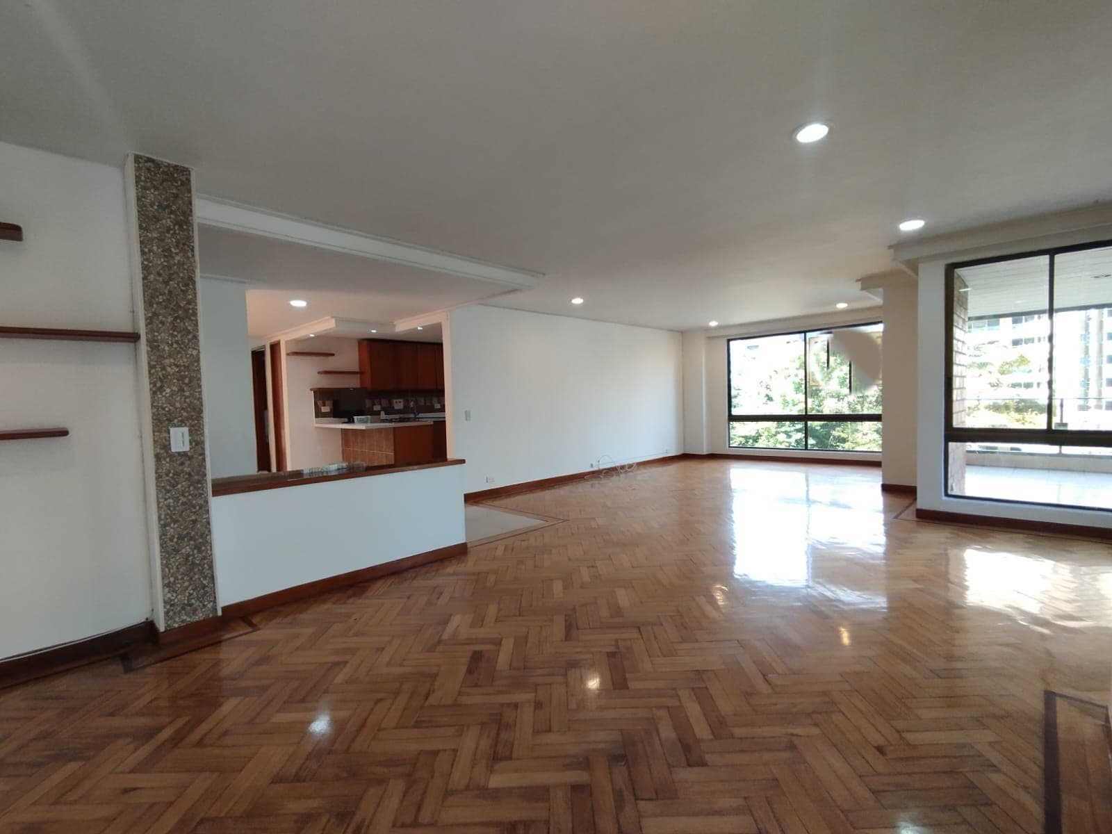 Apartamento en arriendo en Loma De Los Parra, El Poblado, Medellín — foto 4 de 20