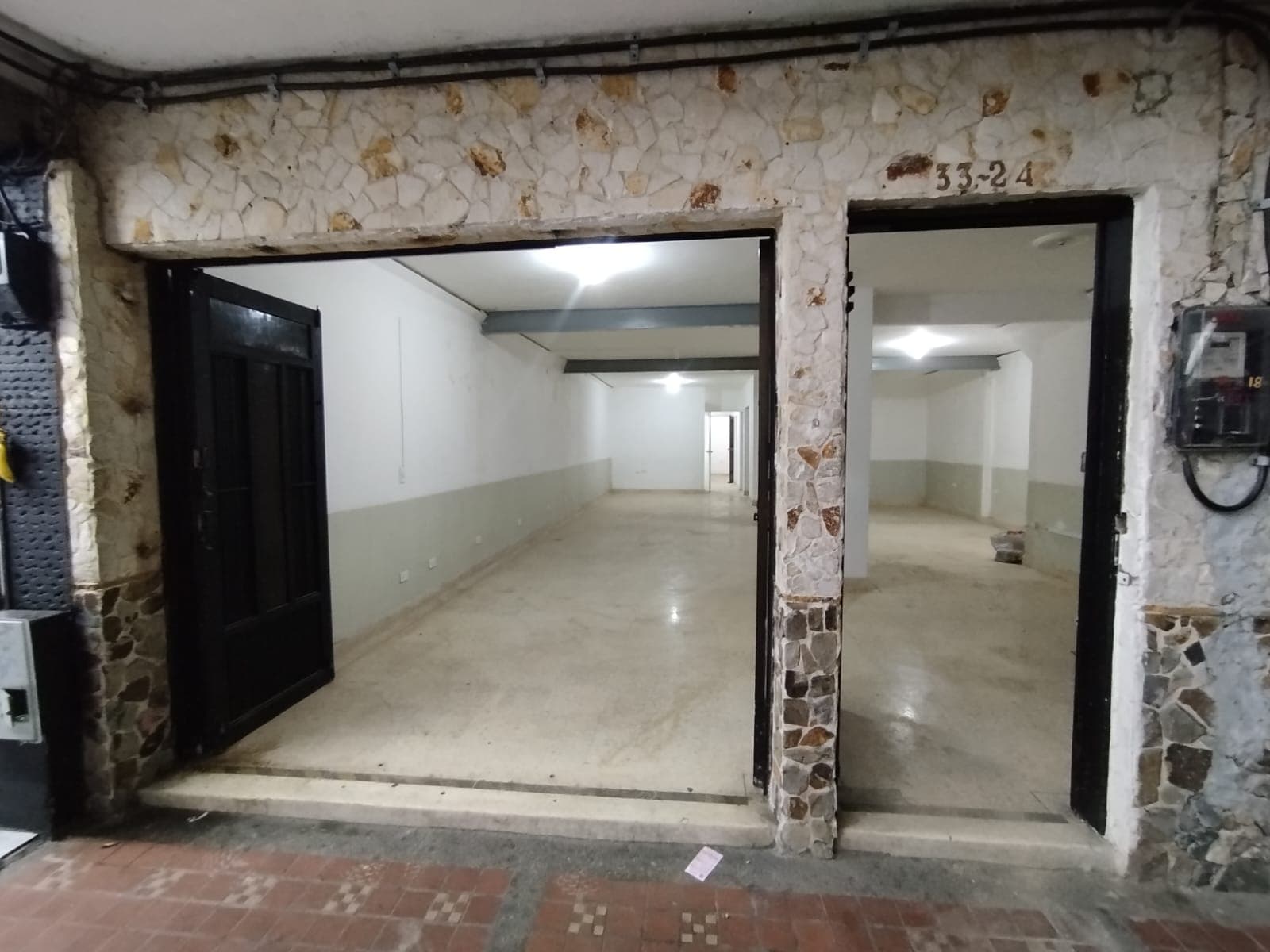 Local en arriendo en San Jose Obrero, Bello — foto 1 de 12