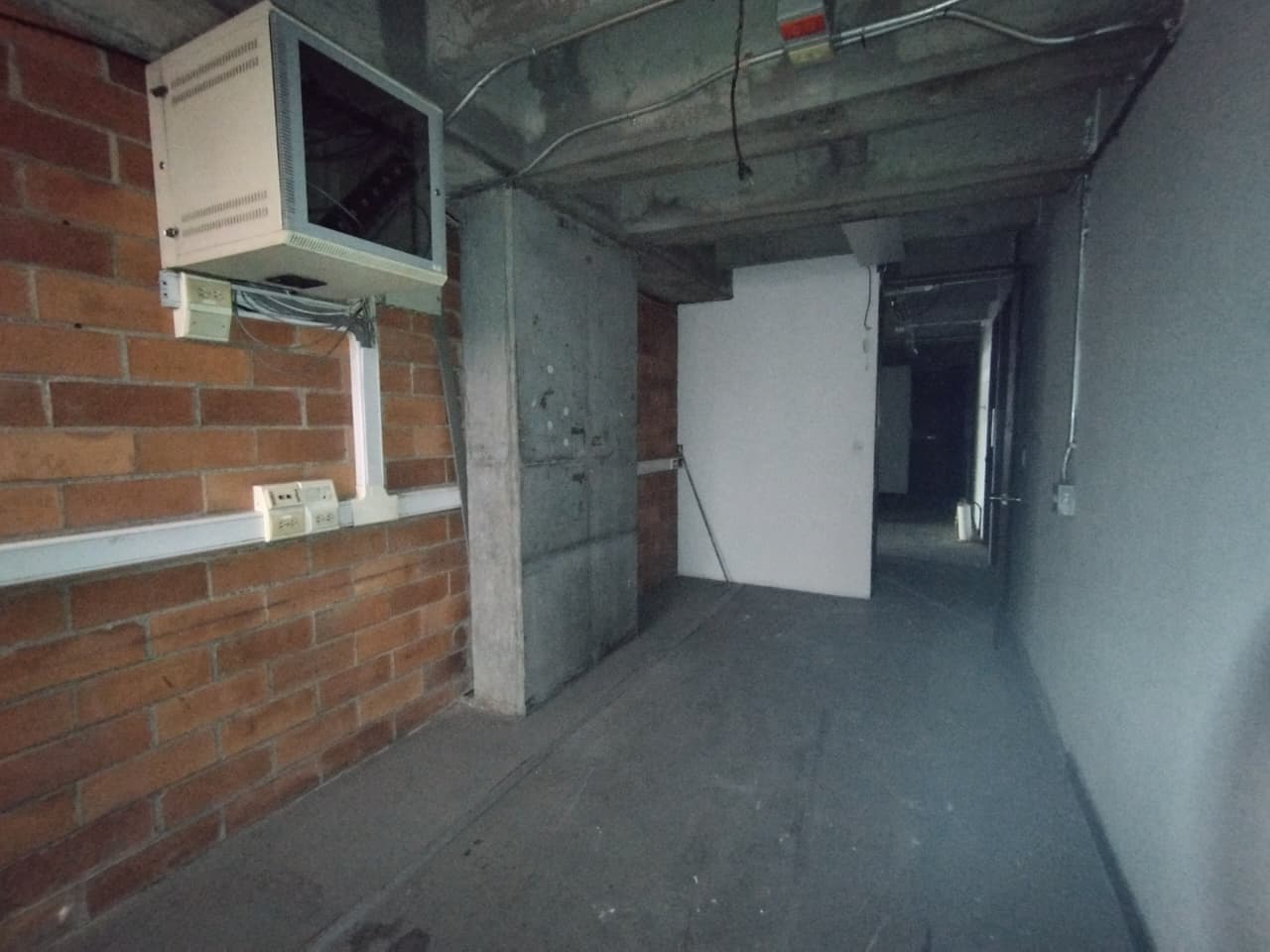 Bodega en arriendo en Ciudad Del Rio, El Poblado, Medellín — foto 3 de 13