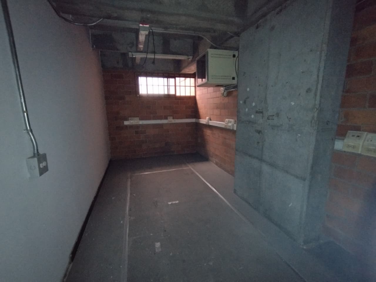 Bodega en arriendo en Ciudad Del Rio, El Poblado, Medellín — foto 5 de 13