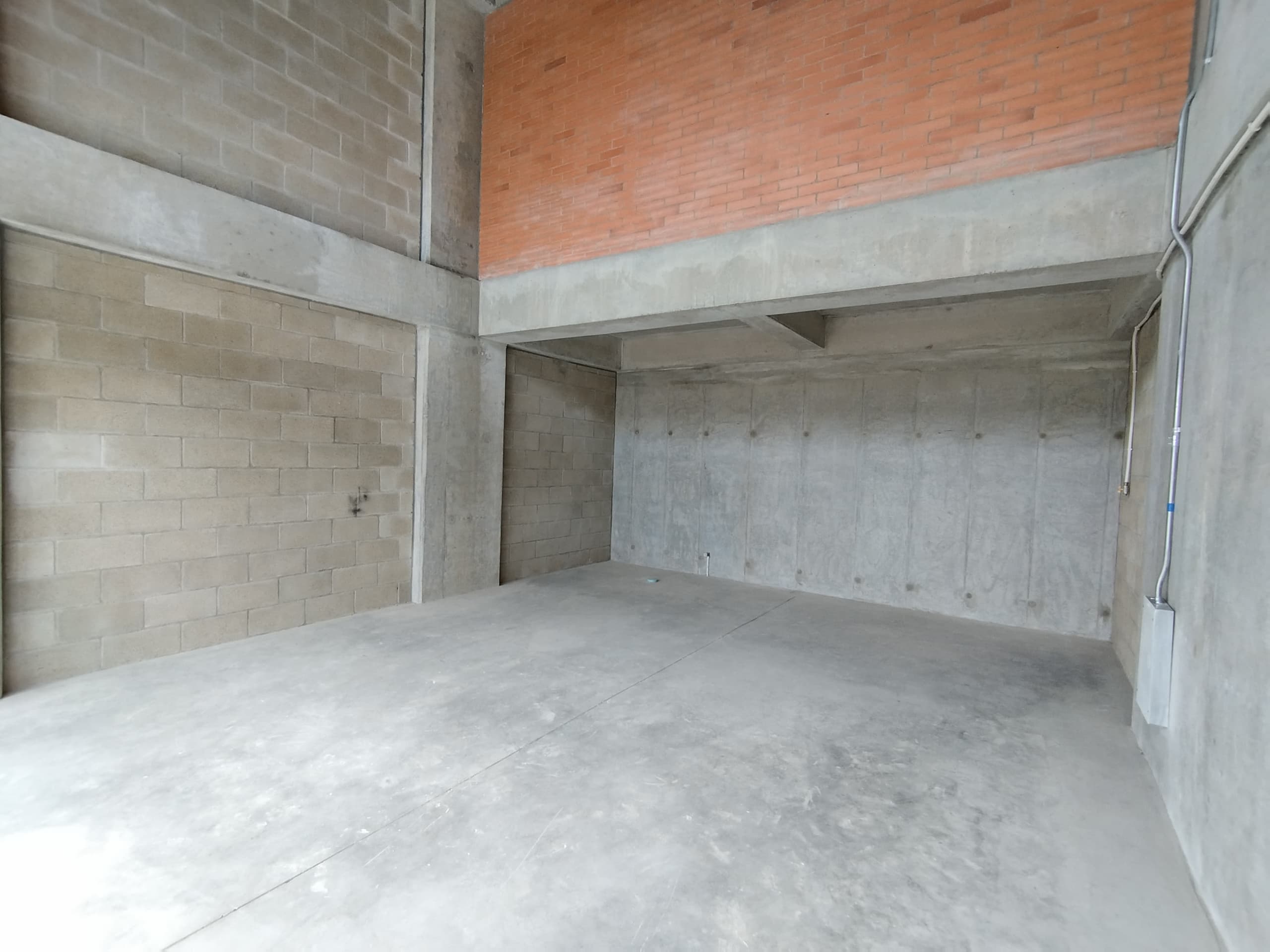 Local en arriendo en Rionegro — foto 2 de 9
