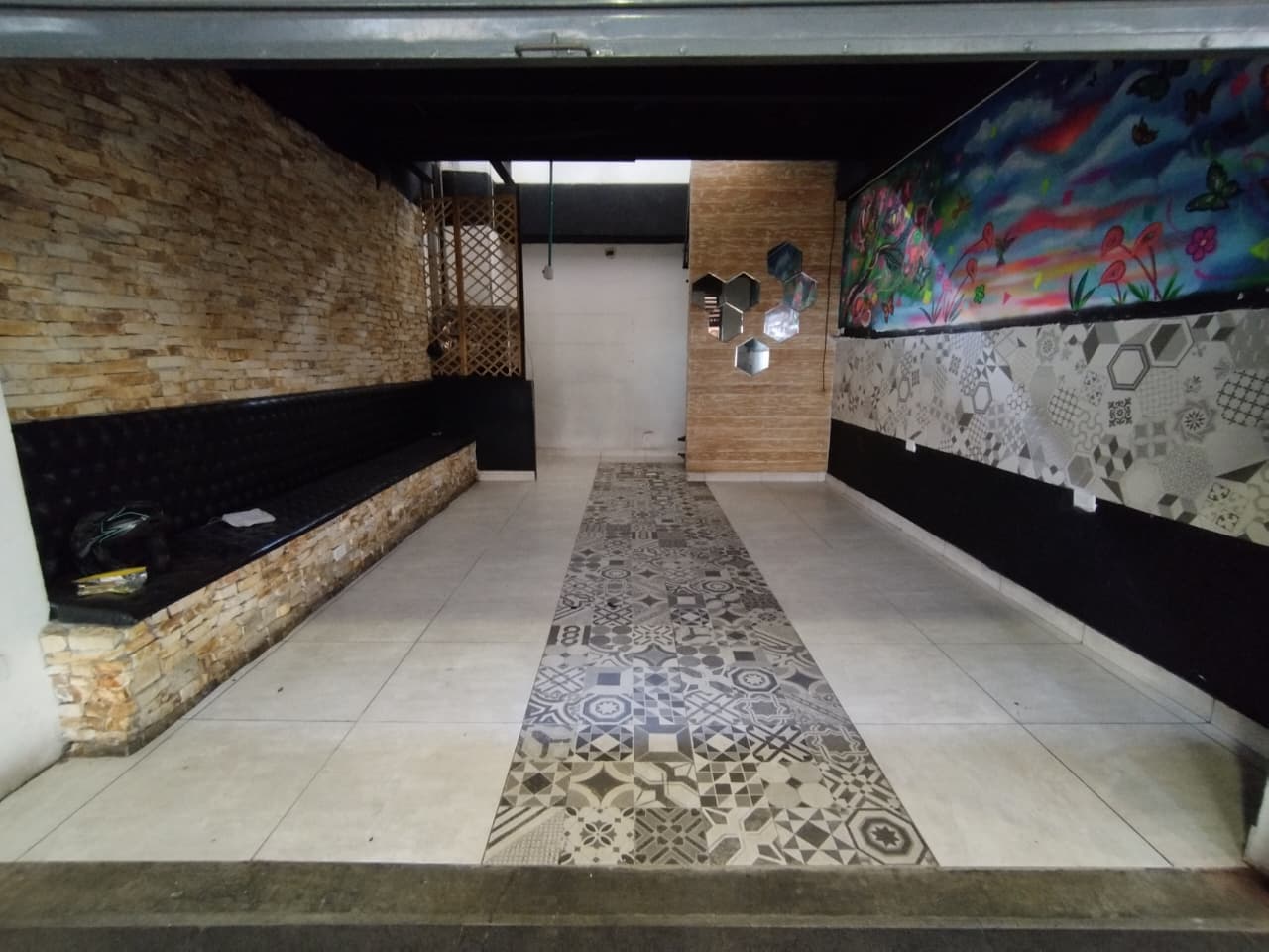 Local en arriendo en Castropol, El Poblado, Medellín — foto 1 de 14