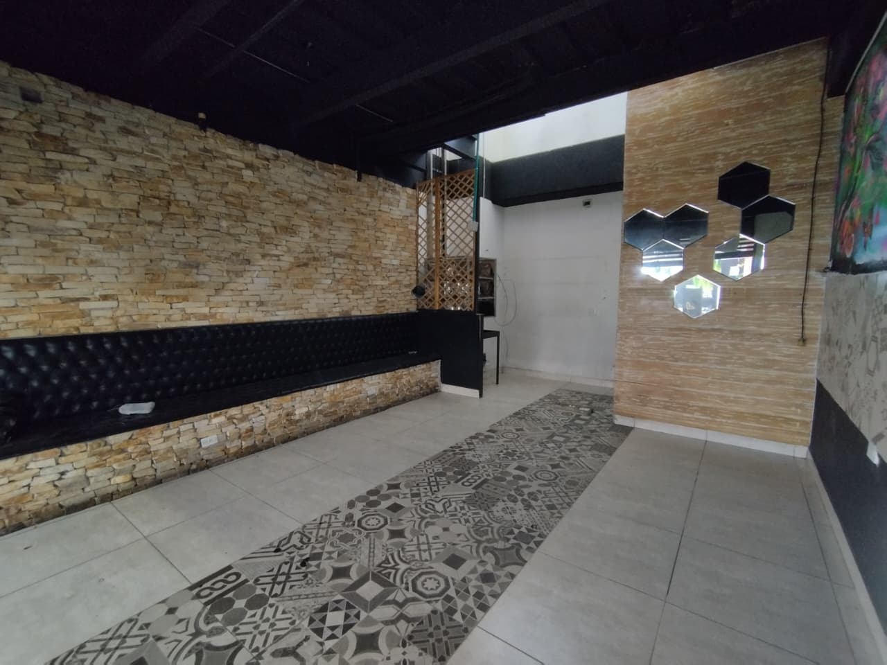 Local en arriendo en Castropol, El Poblado, Medellín — foto 4 de 14