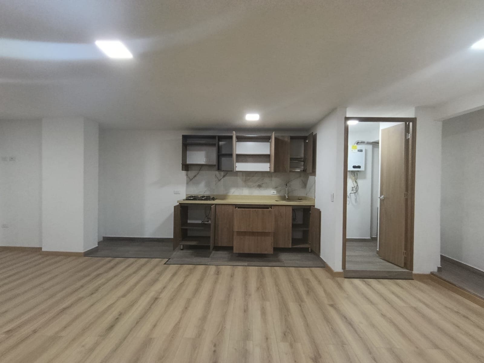 Apartamento en arriendo en La Católica, Rionegro — foto 3 de 14