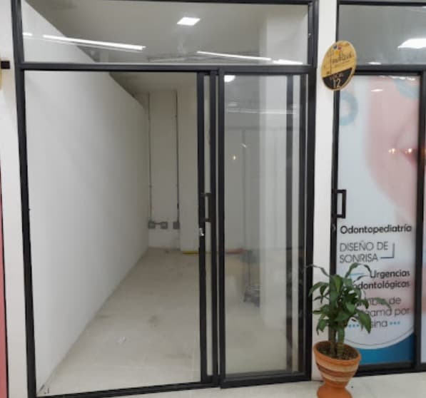 Local en arriendo en Copacabana — foto 1 de 7