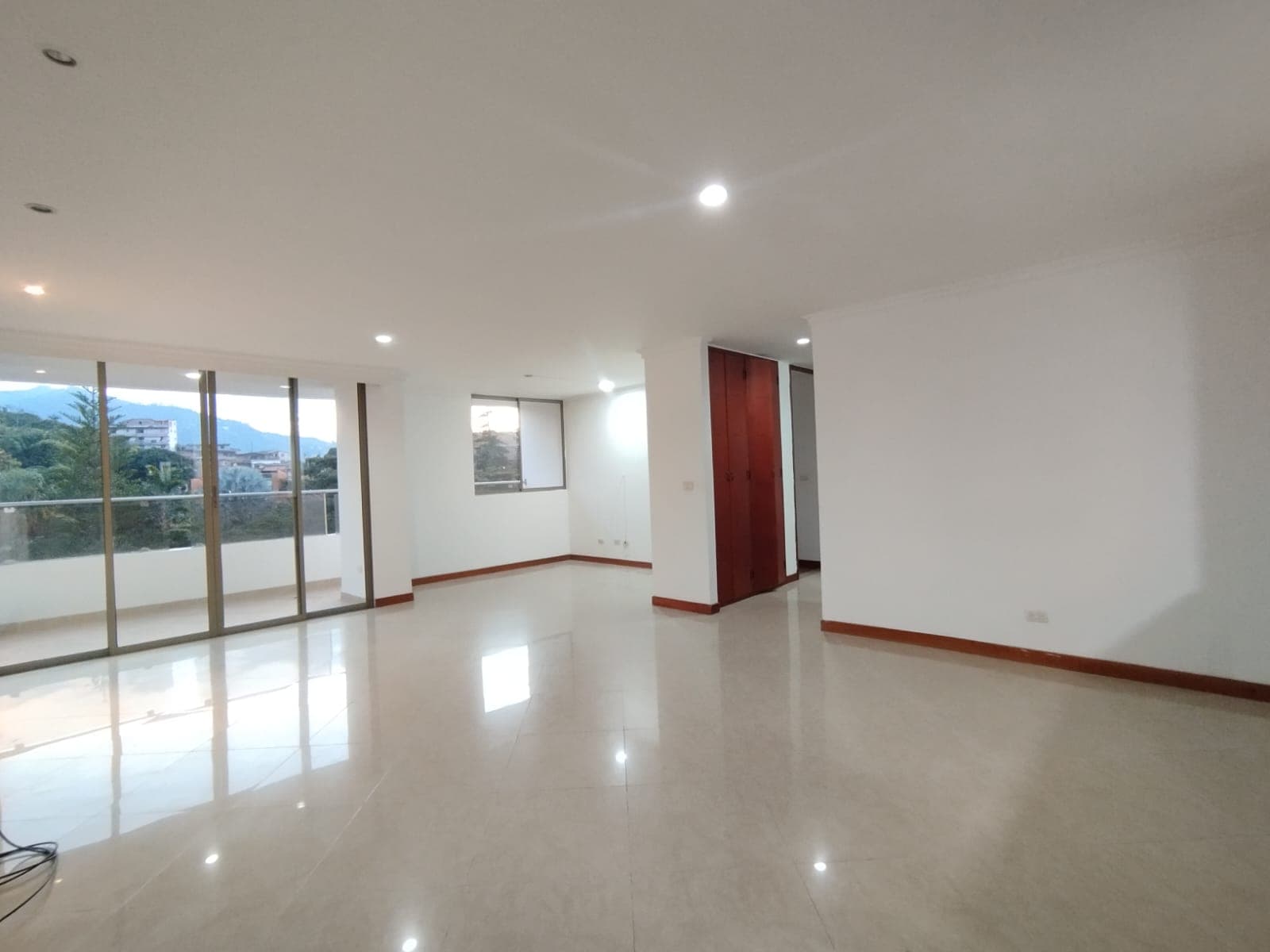 Apartamento en arriendo en La Abadia, Envigado — foto 1 de 20