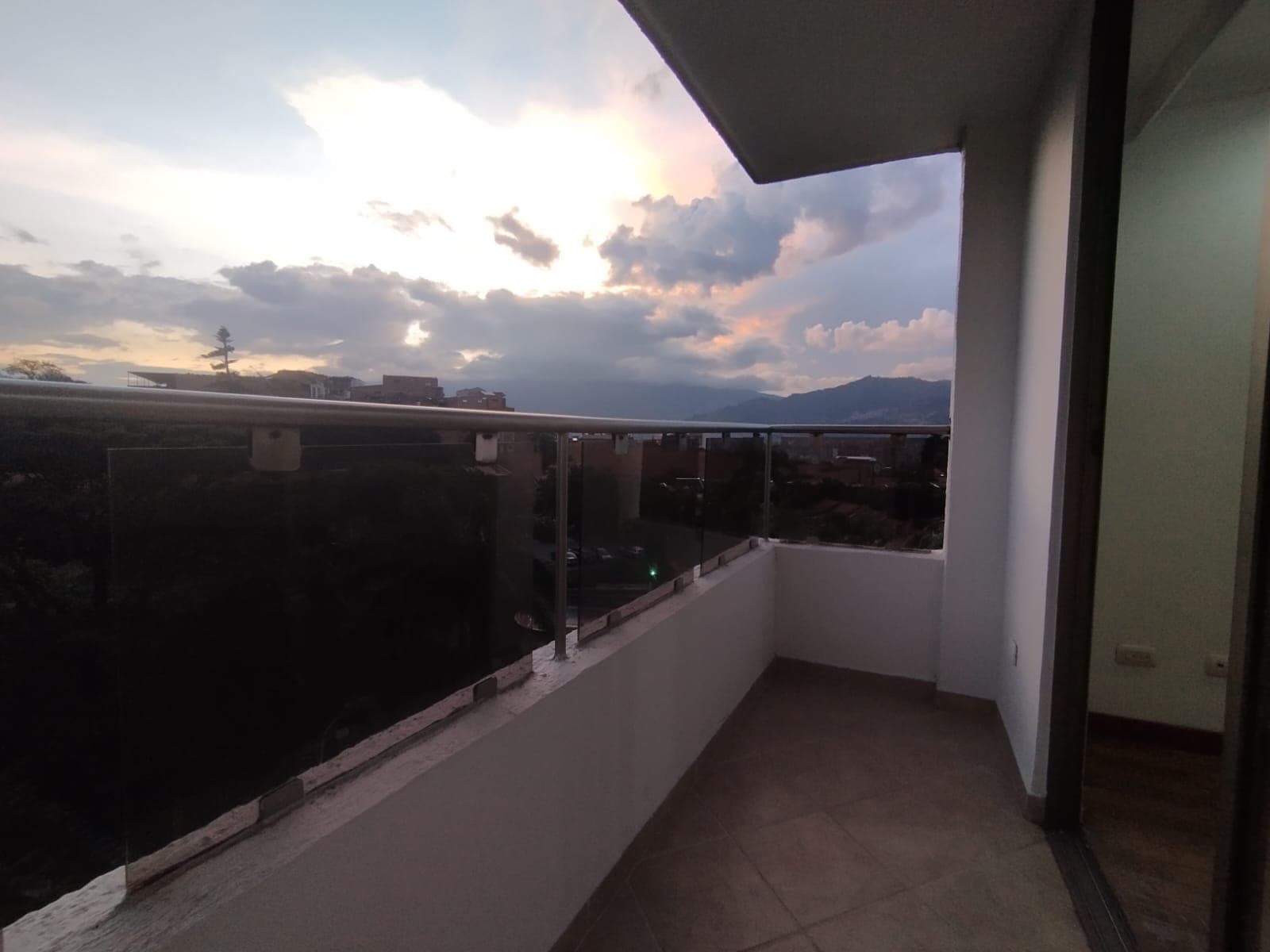 Apartamento en arriendo en La Abadia, Envigado — foto 5 de 20