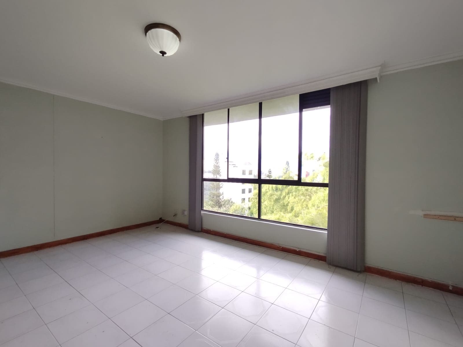 Apartamento en arriendo en Santa María de los Ángeles, El Poblado, Medellín — foto 1 de 13