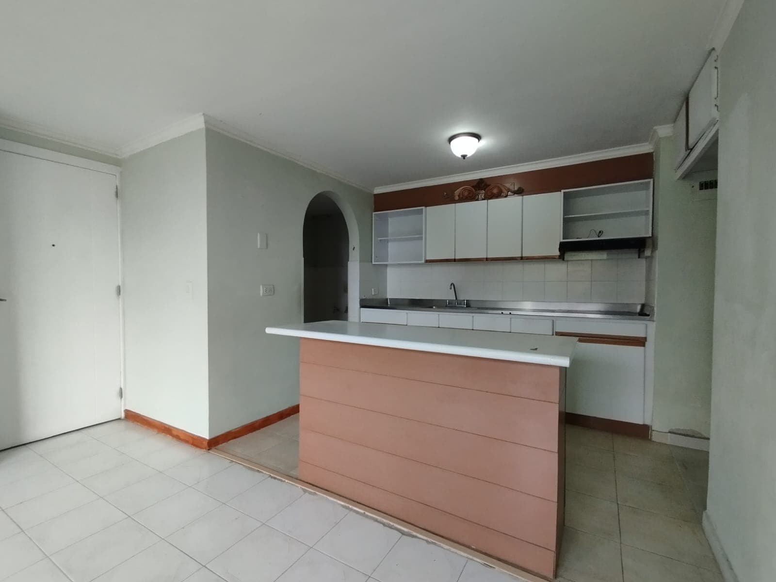 Apartamento en arriendo en Santa María de los Ángeles, El Poblado, Medellín — foto 2 de 13