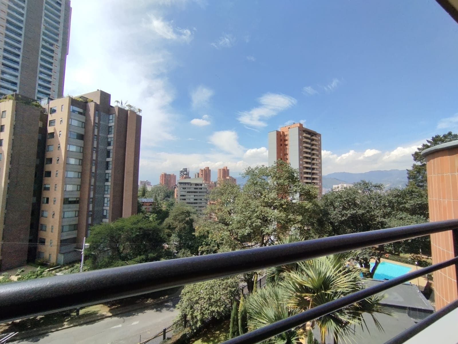 Apartamento en arriendo en El Tesoro, El Poblado, Medellín — foto 1 de 20