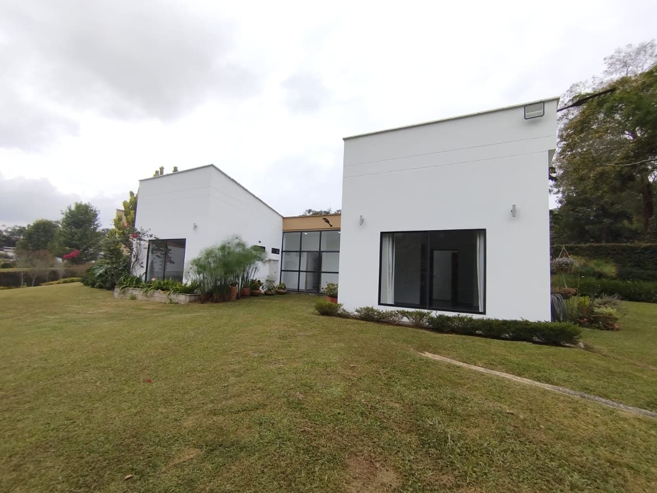 Finca en arriendo en La Ceja — foto 3 de 20