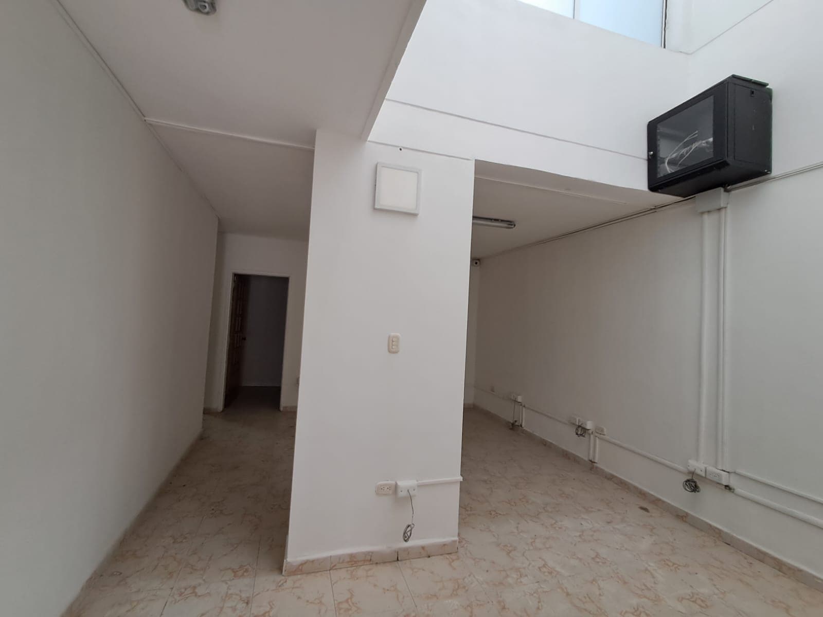 Casa Comercial en arriendo en Estadio, Laureles, Medellín — foto 1 de 20