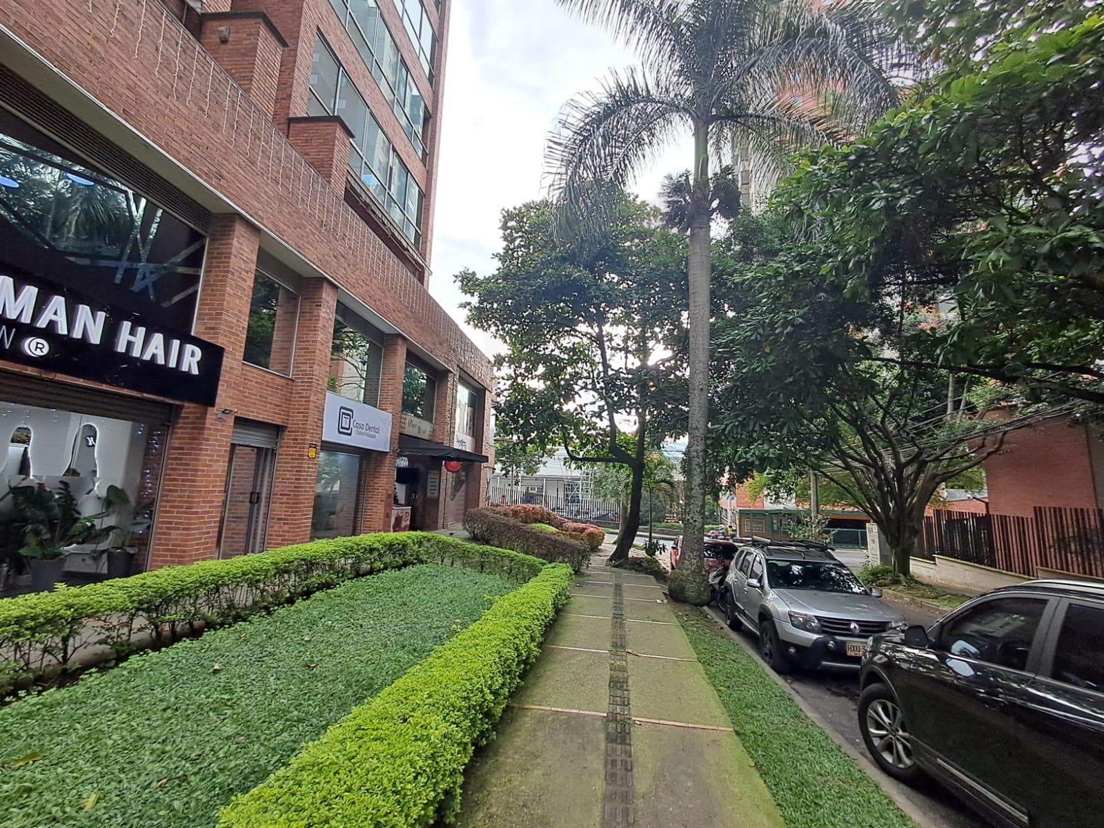 Oficina en arriendo en Loma De San Julián, El Poblado, Medellín — foto 4 de 15