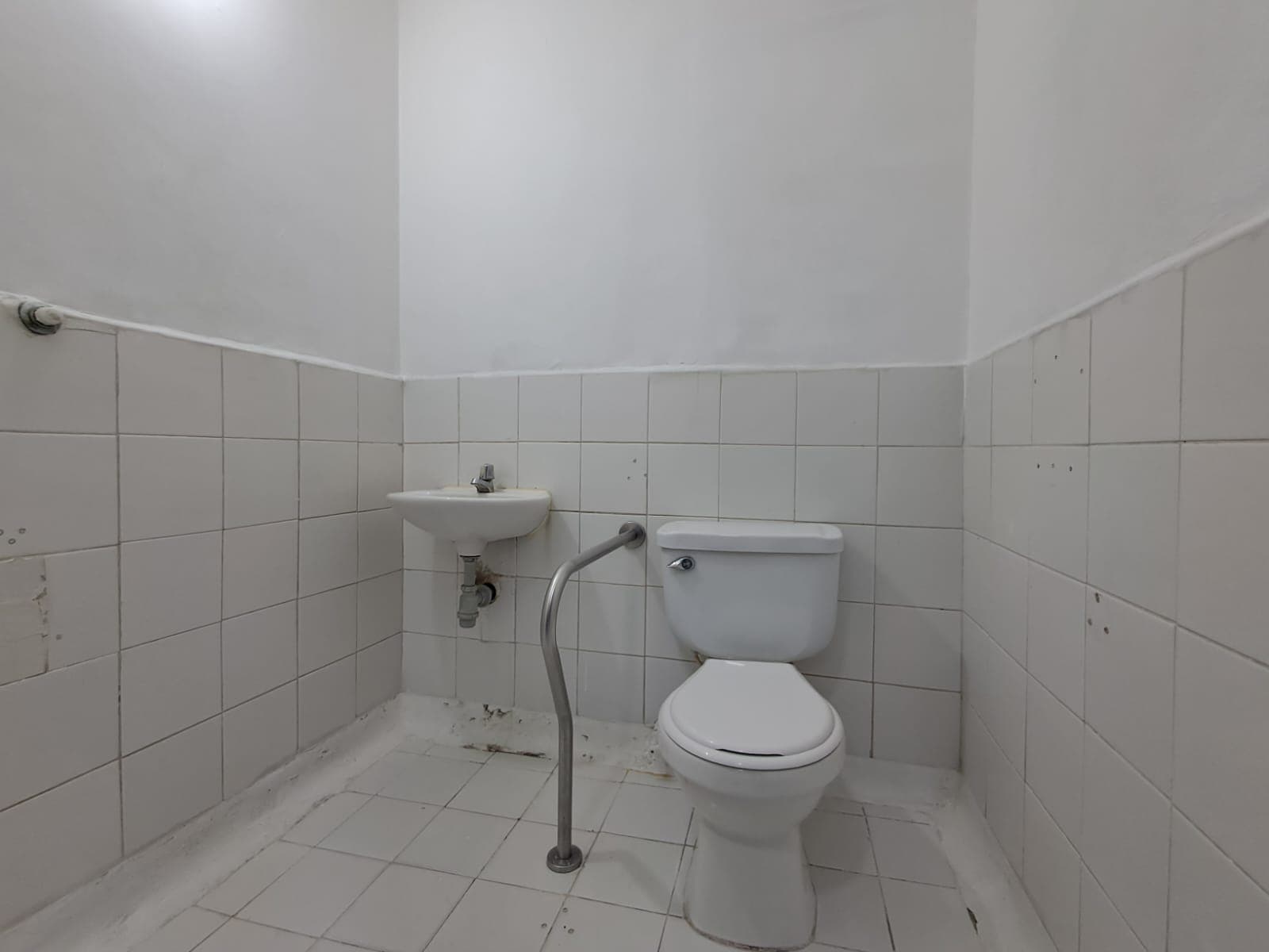 Casa Comercial en arriendo en Boston, Centro, Medellín — foto 3 de 20