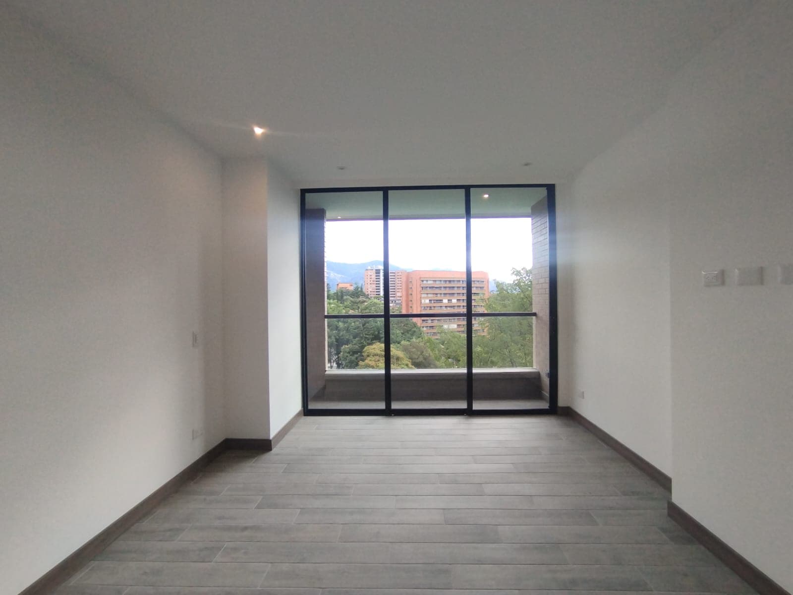 Apartamento en arriendo en San Lucas, El Poblado, Medellín — foto 3 de 20