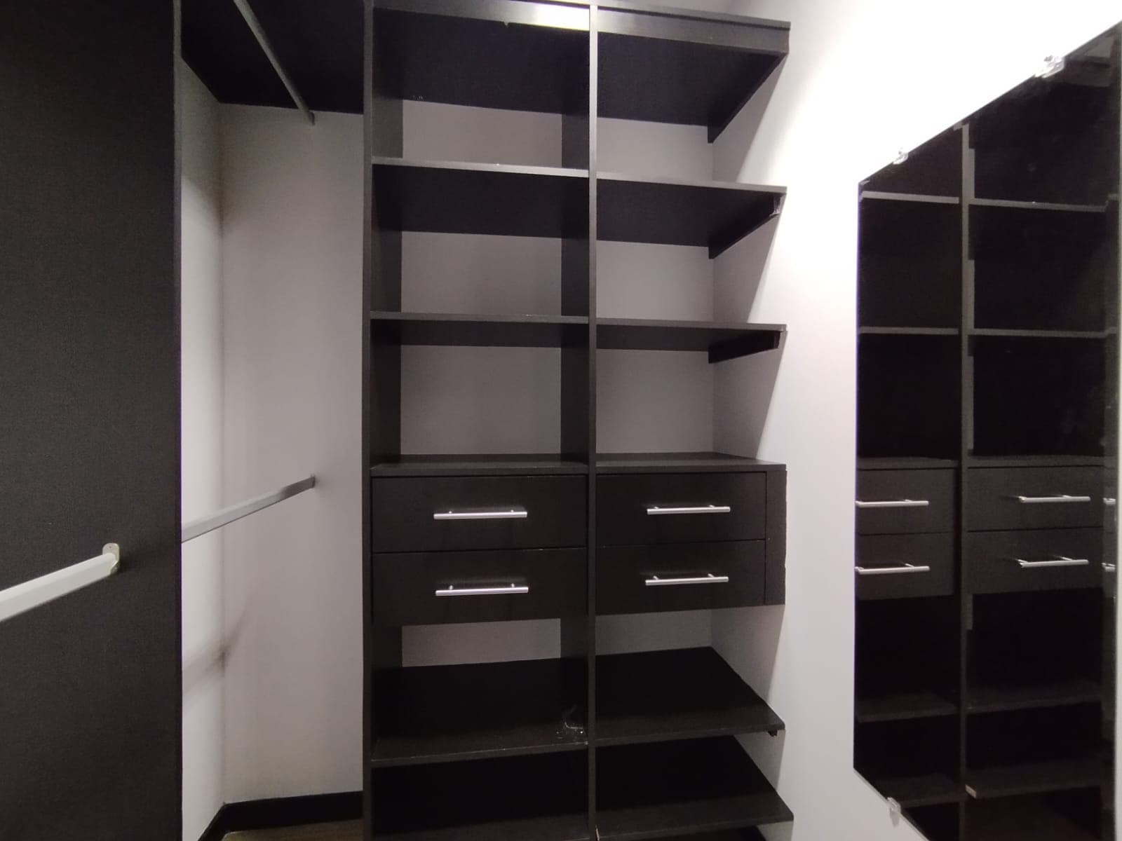 Apartamento en arriendo en La Asomadera, El Poblado, Medellín — foto 2 de 20