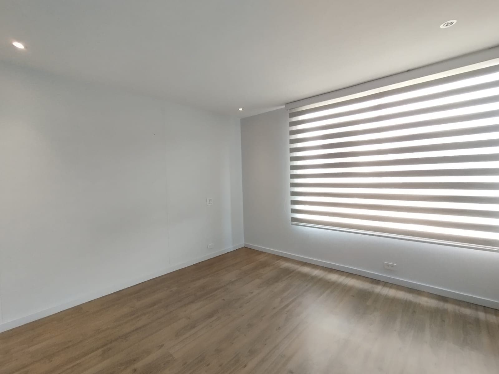 Apartamento en arriendo en La Asomadera, El Poblado, Medellín — foto 4 de 20