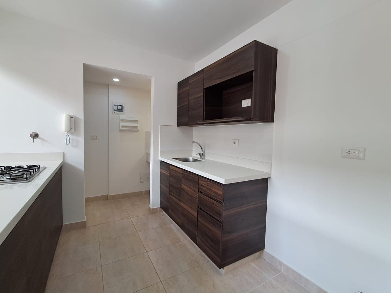 Apartamento en arriendo en Retiro — foto 4 de 20