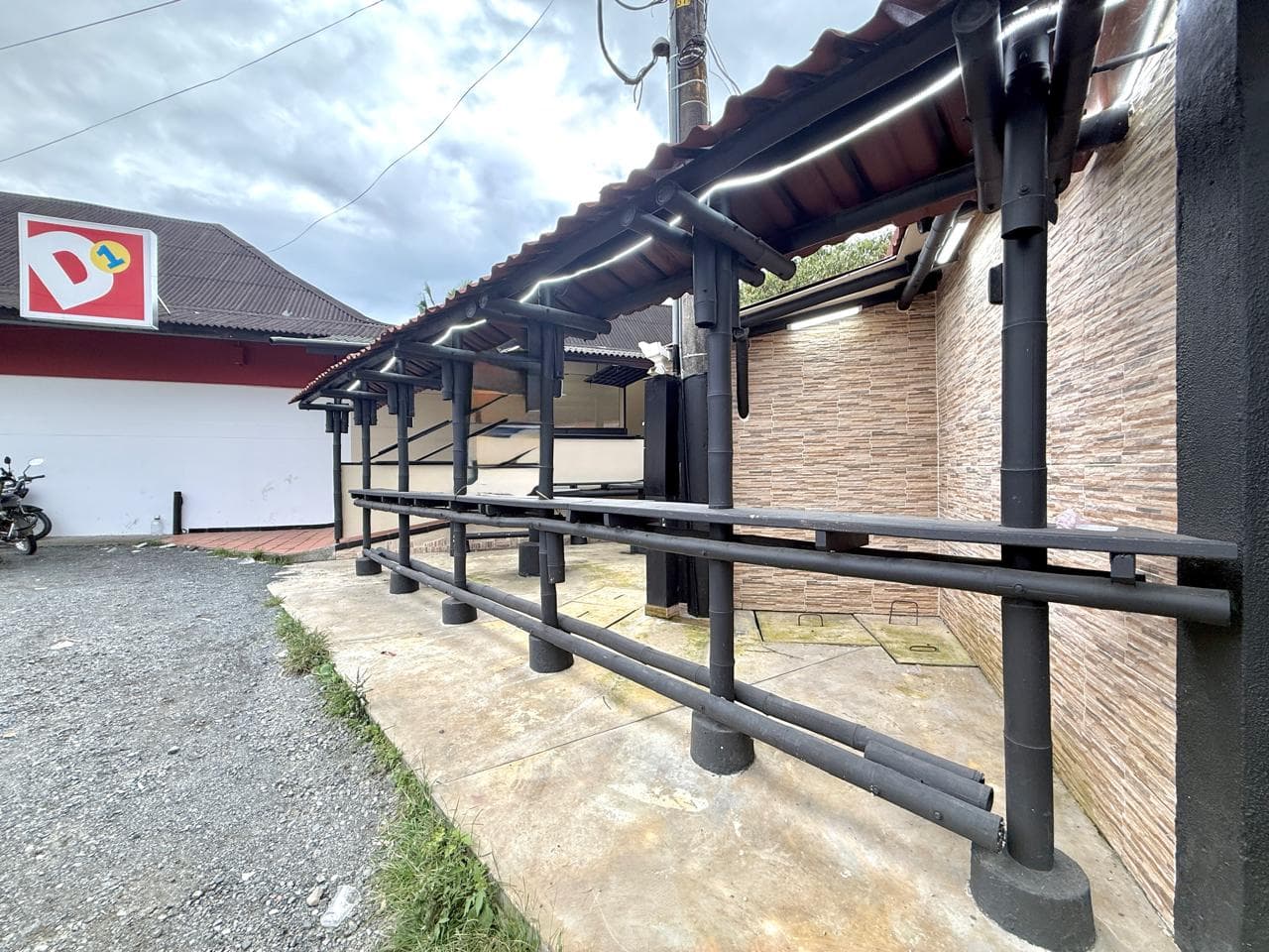 Local en arriendo en Vereda Tribunas, Vía Armenia, Pereira — foto 2 de 10