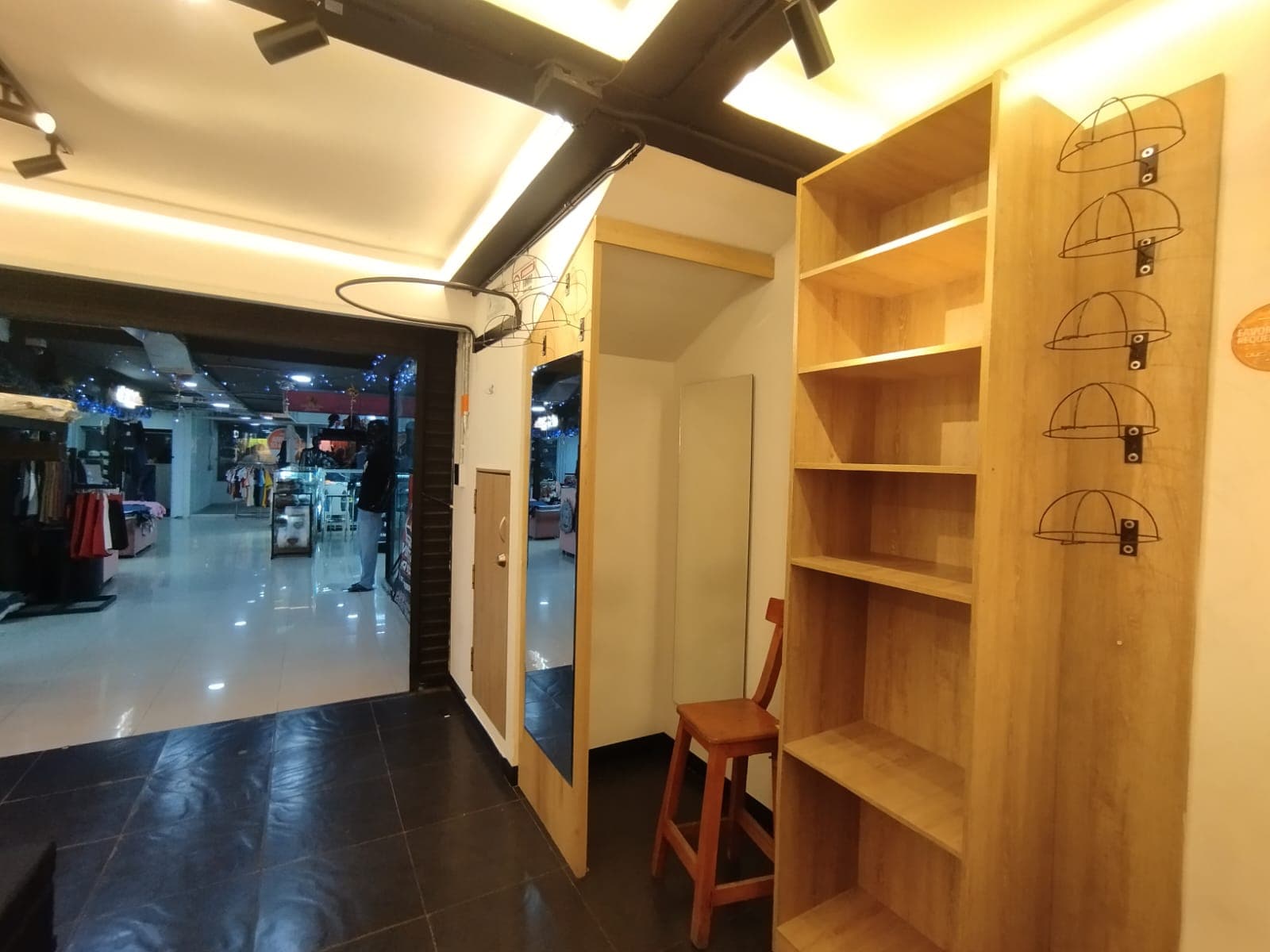Local en arriendo en Centro De La Moda, Itagui — foto 5 de 8