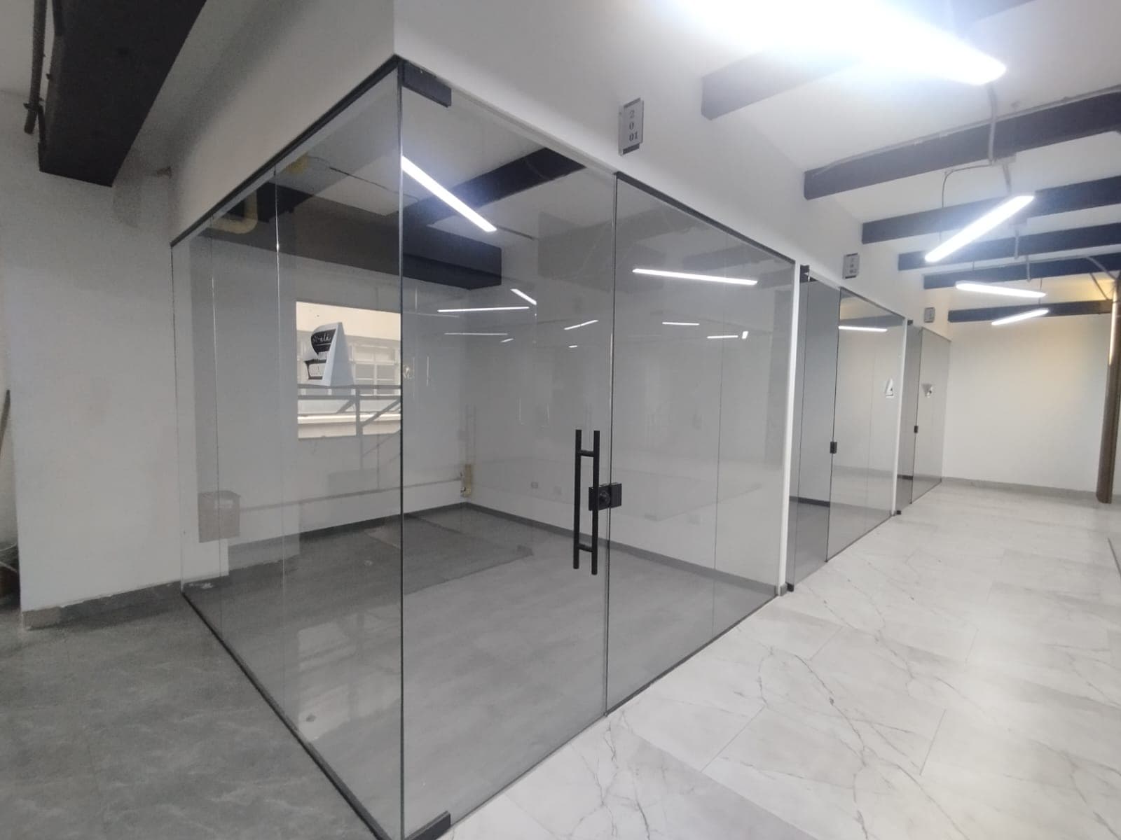 Local en arriendo en Centro, Medellín — foto 1 de 9