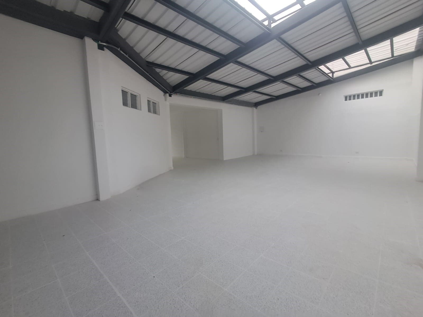 Local en arriendo en Álamos, Terminal, Pereira — foto 2 de 10