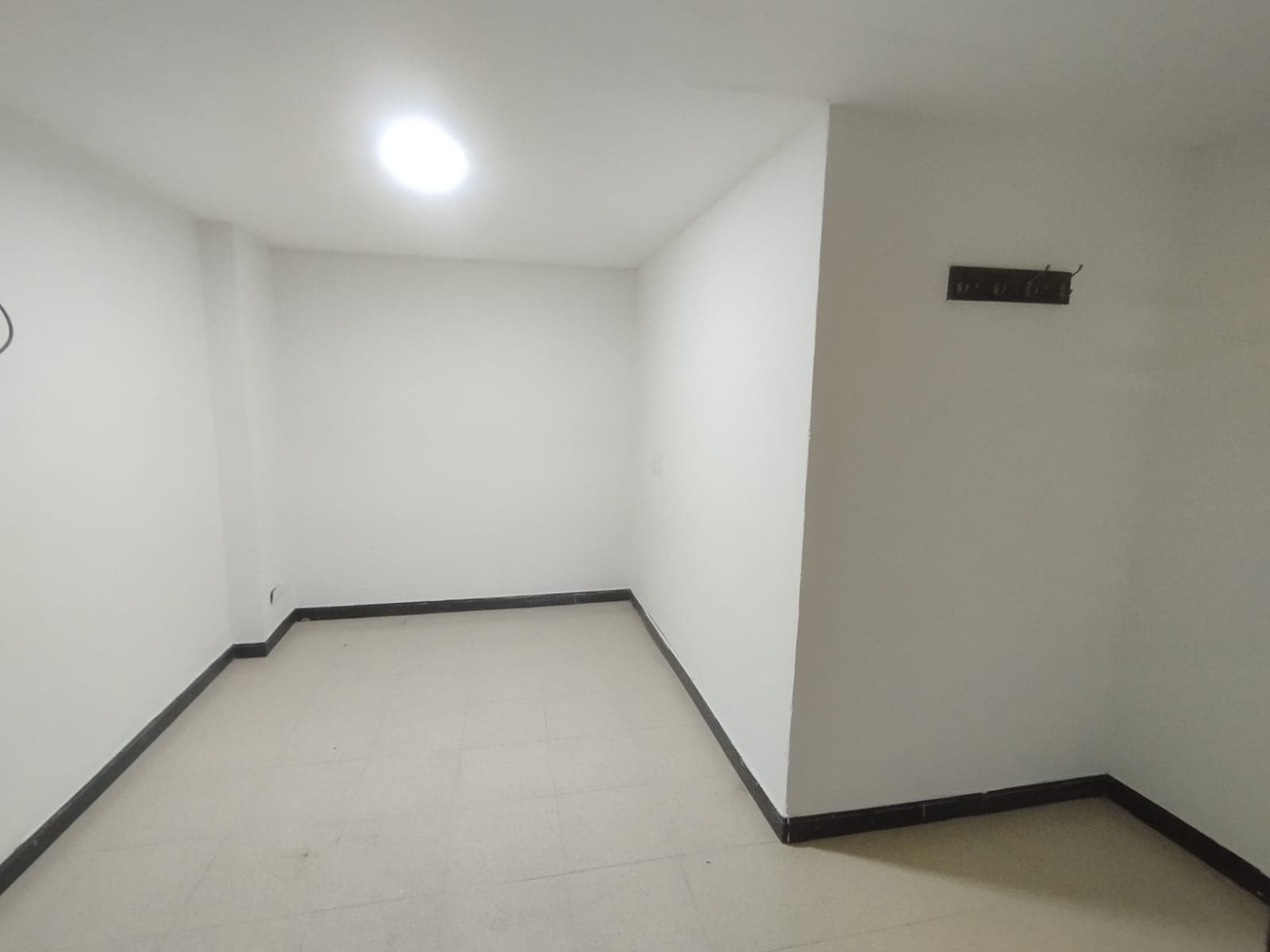 Oficina en arriendo en La Candelaria, Centro, Medellín — foto 4 de 9