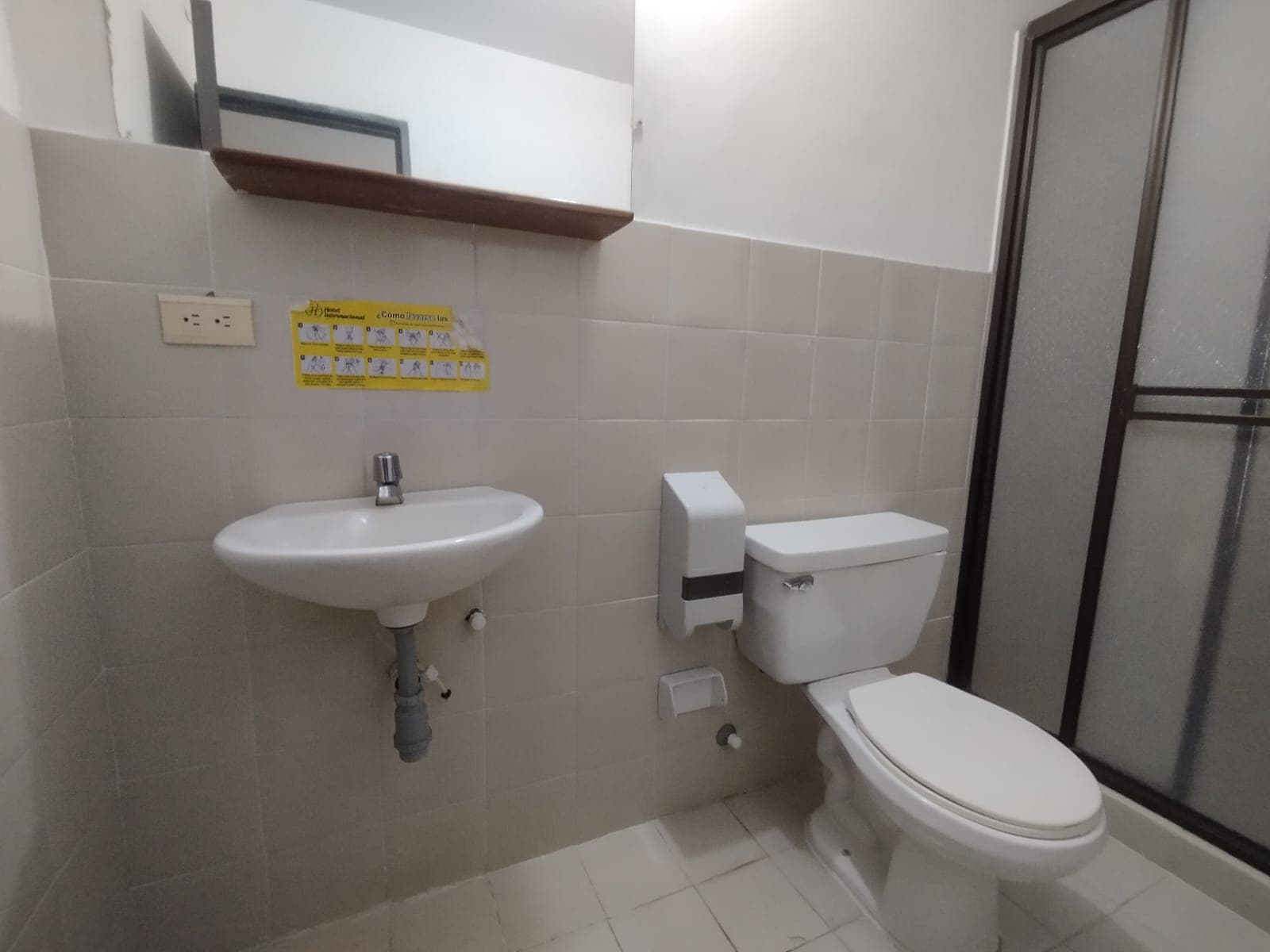 Oficina en arriendo en La Candelaria, Centro, Medellín — foto 5 de 9