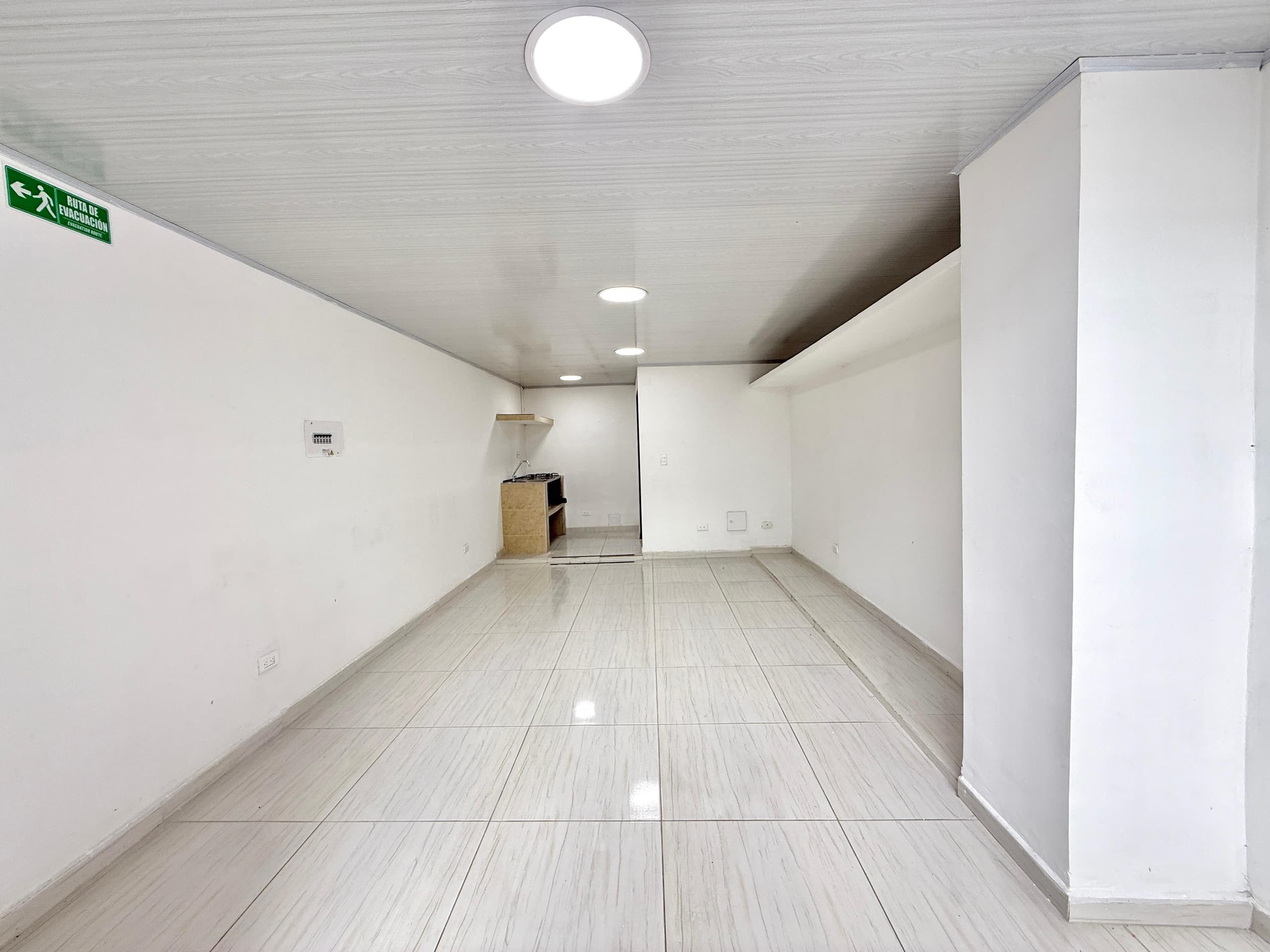 Local en arriendo en Av De, 30 De Agosto, Pereira — foto 2 de 8