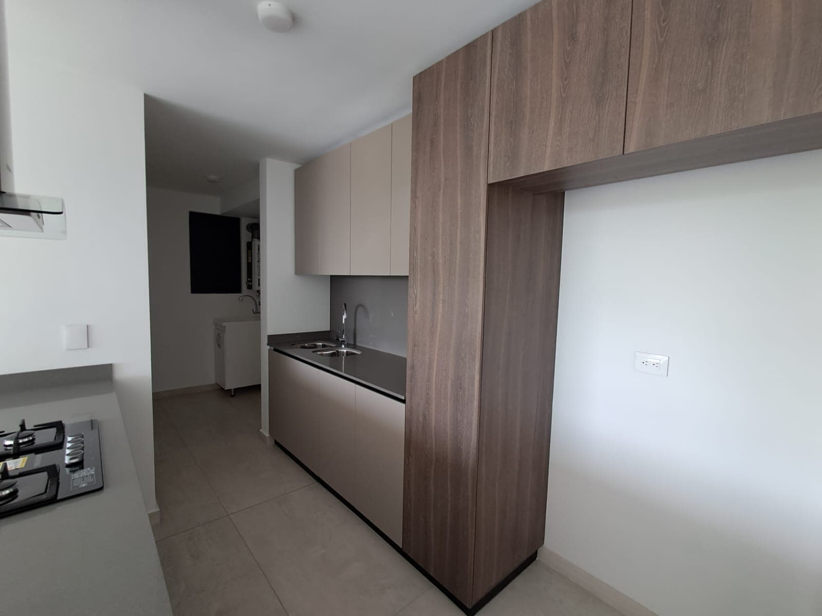 Apartamento en arriendo en Cerritos, Pereira — foto 2 de 14