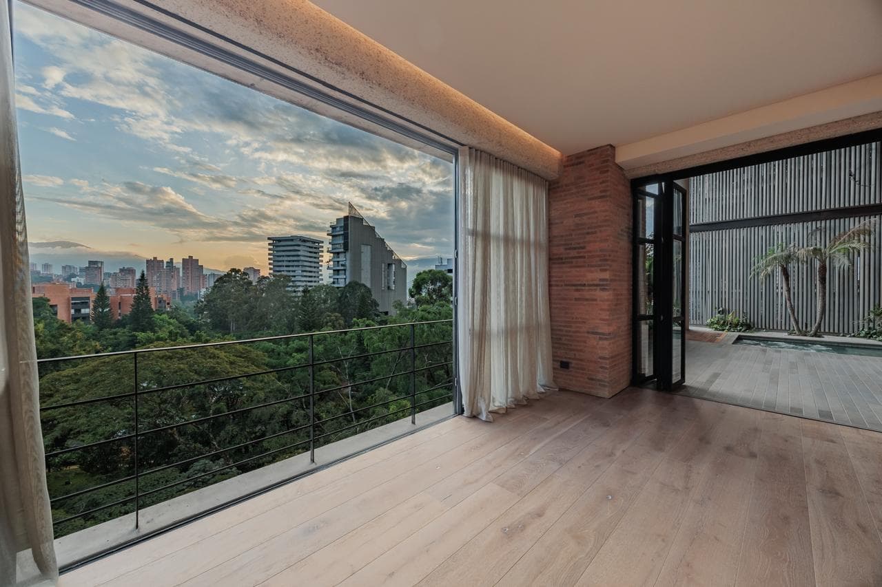 Apartamento en arriendo en Las Lomas, El Poblado, Medellín — foto 2 de 20