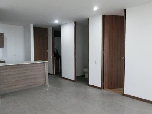Apartaestudio en arriendo en Loma Del Escobero, Envigado — foto 2 de 13