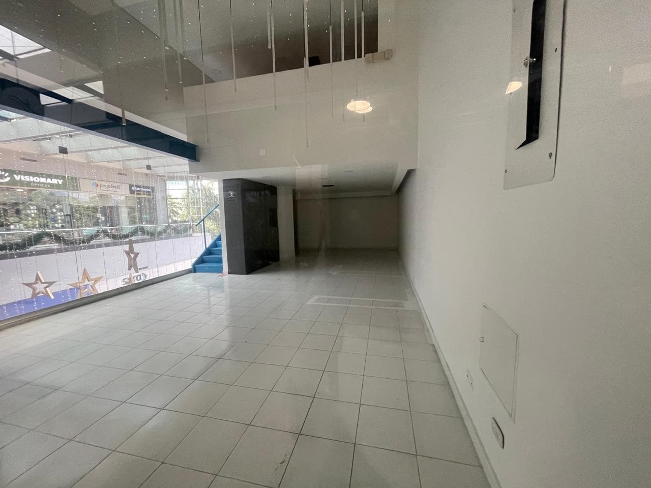 Local en arriendo en Barrio Colombia, El Poblado, Medellín — foto 3 de 9