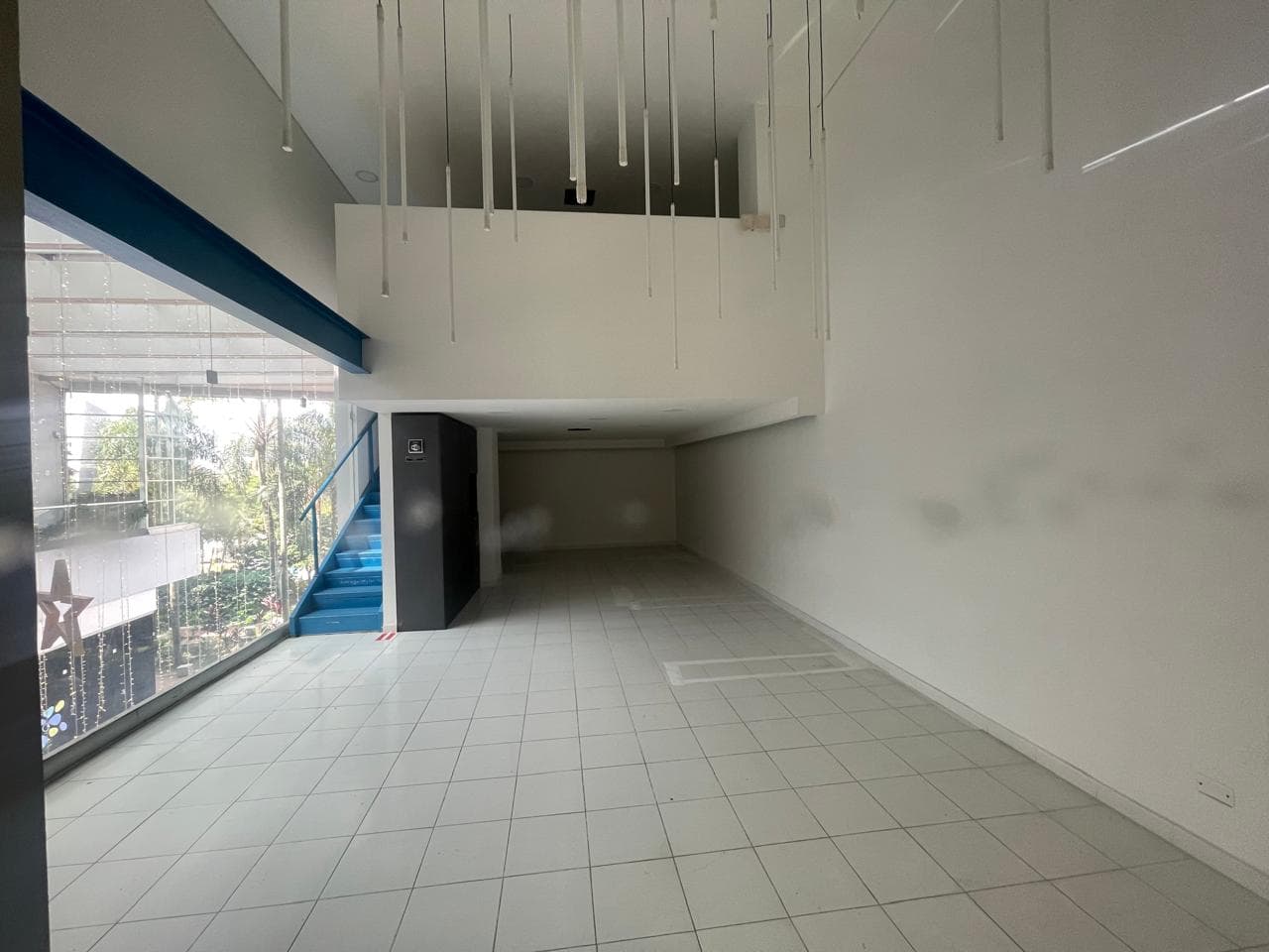 Local en arriendo en Barrio Colombia, El Poblado, Medellín — foto 5 de 9