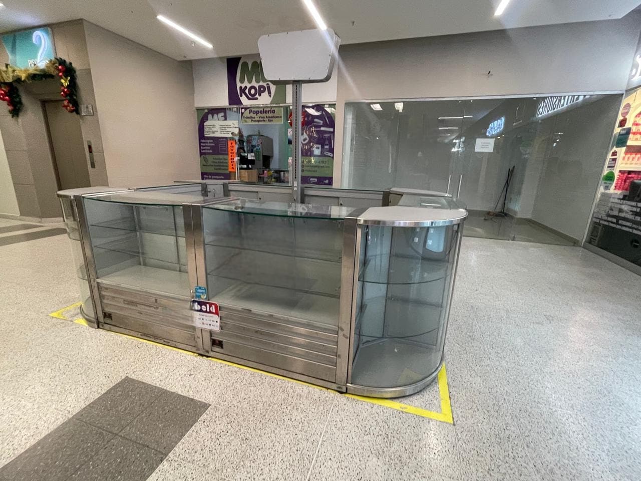 Burbuja en arriendo en Centro, Medellín — foto 1 de 3