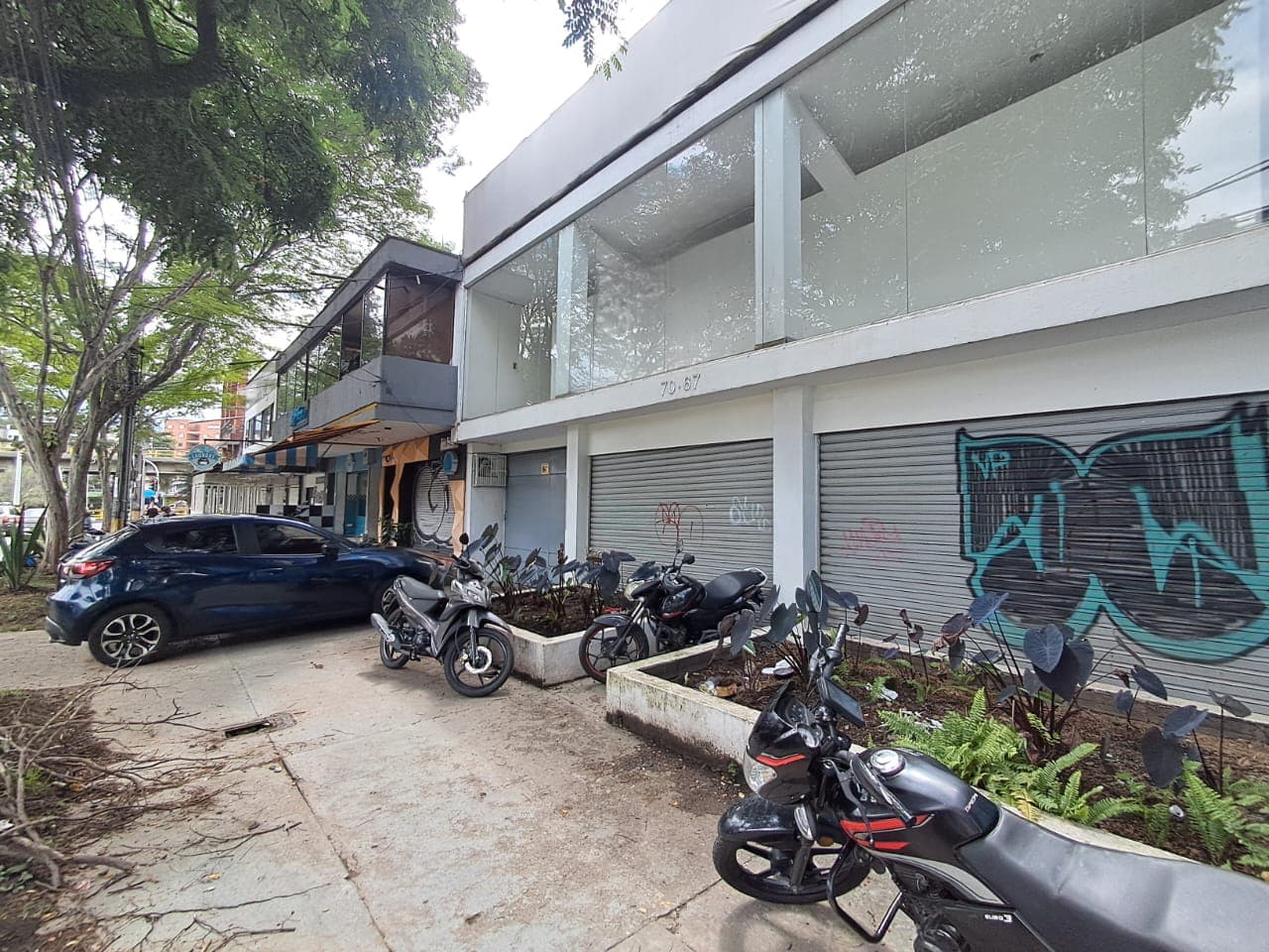 Local en arriendo en Laureles, Medellín — foto 1 de 20