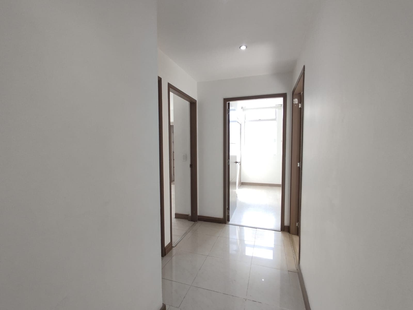 Apartamento en arriendo en Castropol, El Poblado, Medellín — foto 2 de 20