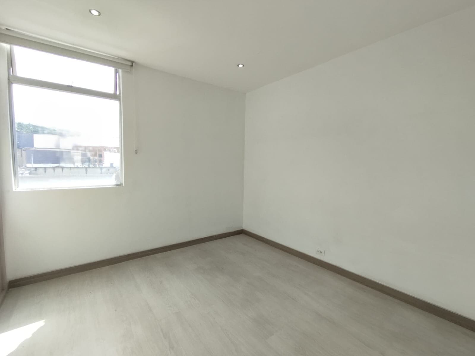 Apartamento en arriendo en Castropol, El Poblado, Medellín — foto 4 de 20