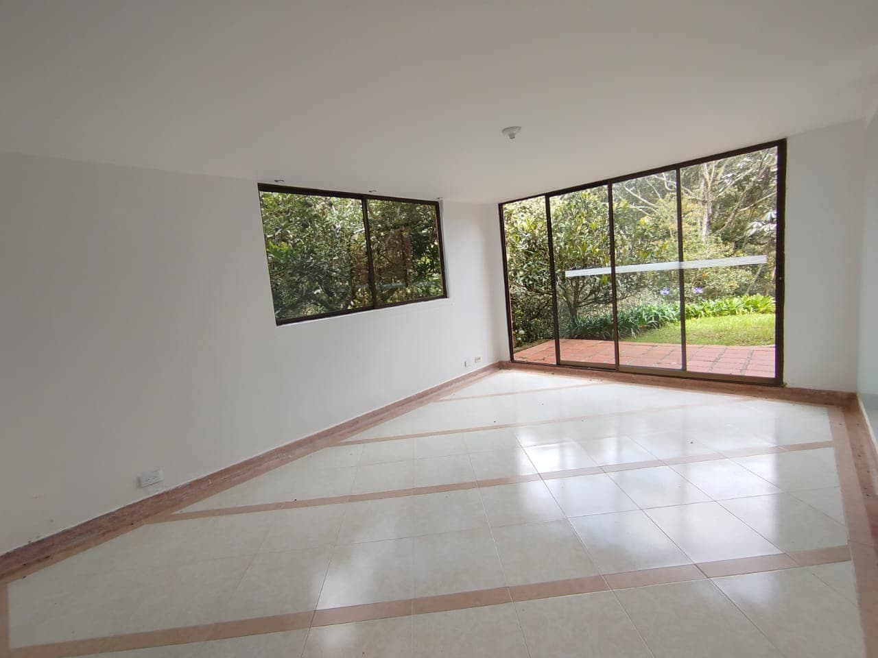 Casa Campestre en arriendo en Retiro — foto 3 de 20