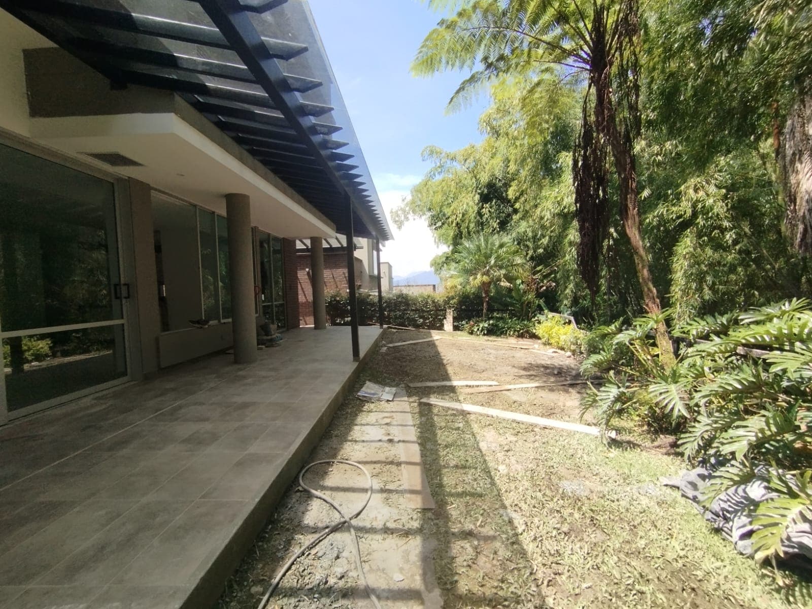 Casa Vivienda en arriendo en Loma del Atravesado, Envigado — foto 1 de 20