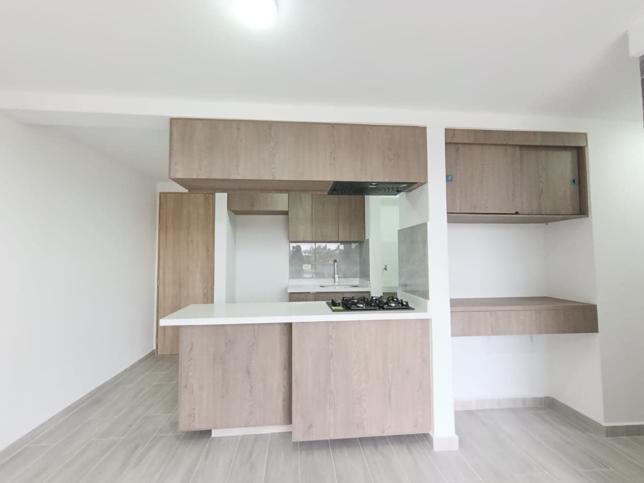 Apartamento en arriendo en El Carmen De Viboral — foto 1 de 17
